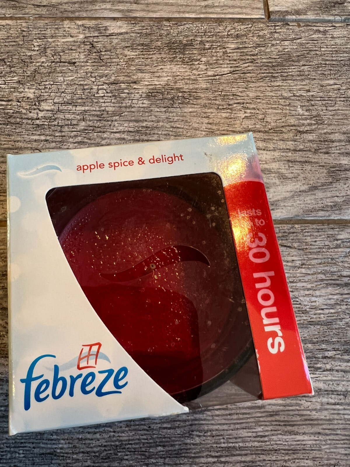 Febreze Apple Spice Delight Limited Edition Candle 5.5 oz Home Scent New Autumn