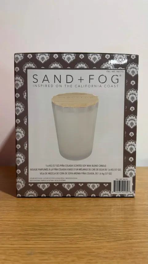 Sand + Fog Spring 57oz Scalloped Candle Rubber Wood Lid Beach Walk New