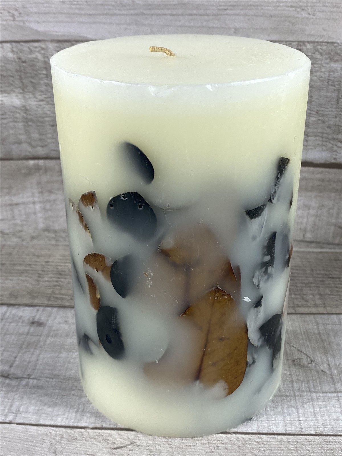 Fall Autumn Pillar Candle w/ Embedded Leaves – 36 oz – 6 x 4 inches – New!