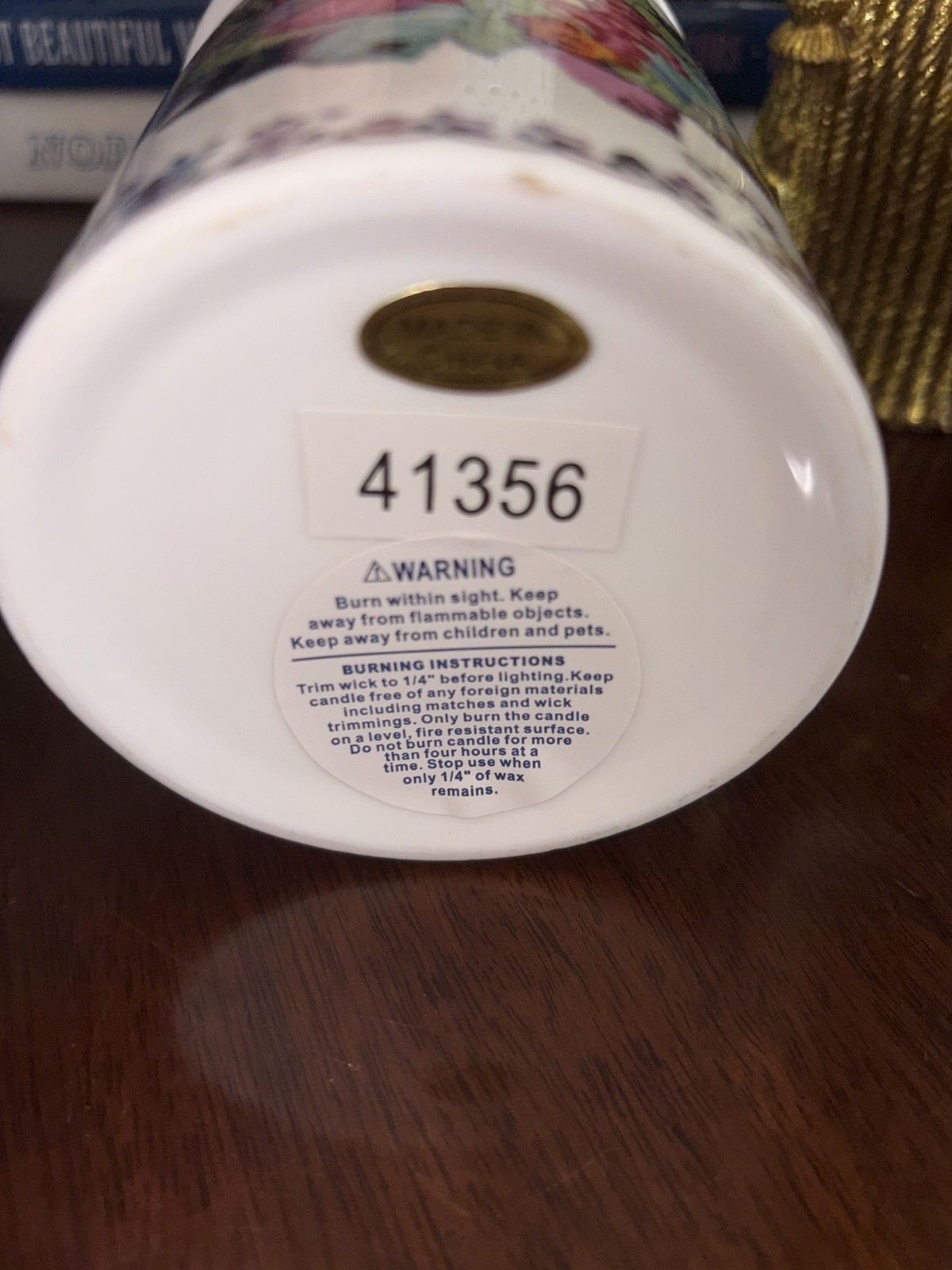Tobacco Leaf Porcelain Container Candle, Fresh rose Scent. 4 Inch