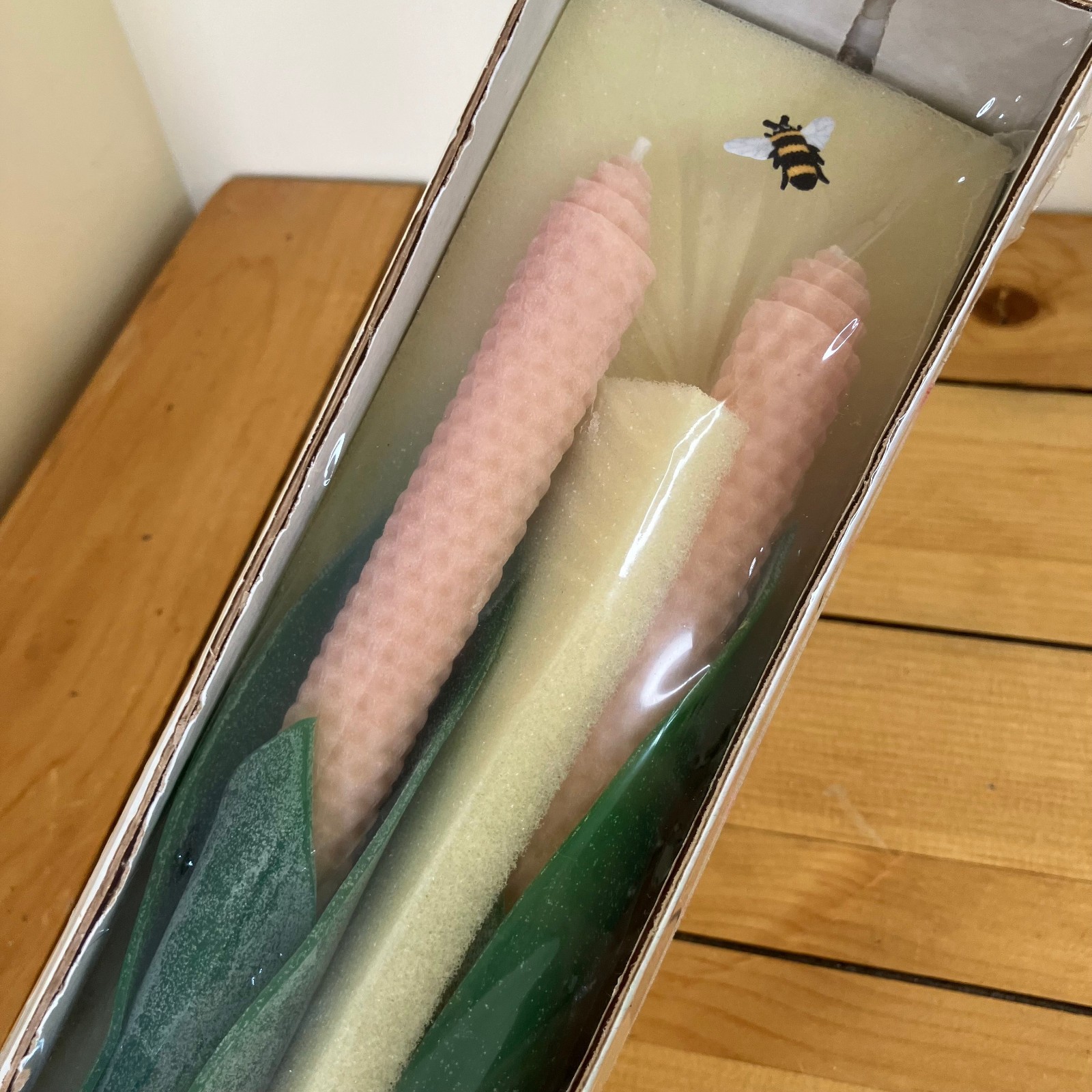 Hand Rolled Pure Beeswax Taper Candles Artisan Made in Canada Pink/Green 10″
