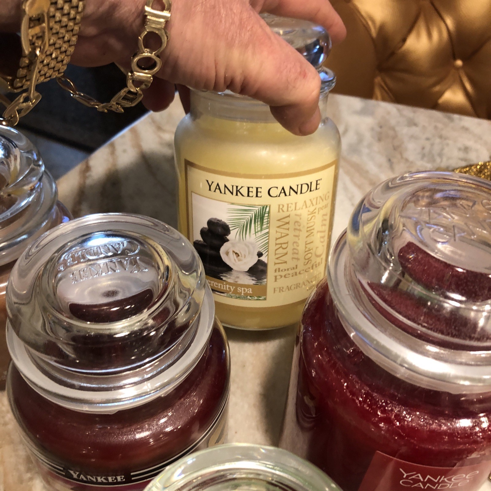 Lot of 8 NEW-Yankee Candles 2-Large Jar 22oz 6- 14oz See Description For Scents