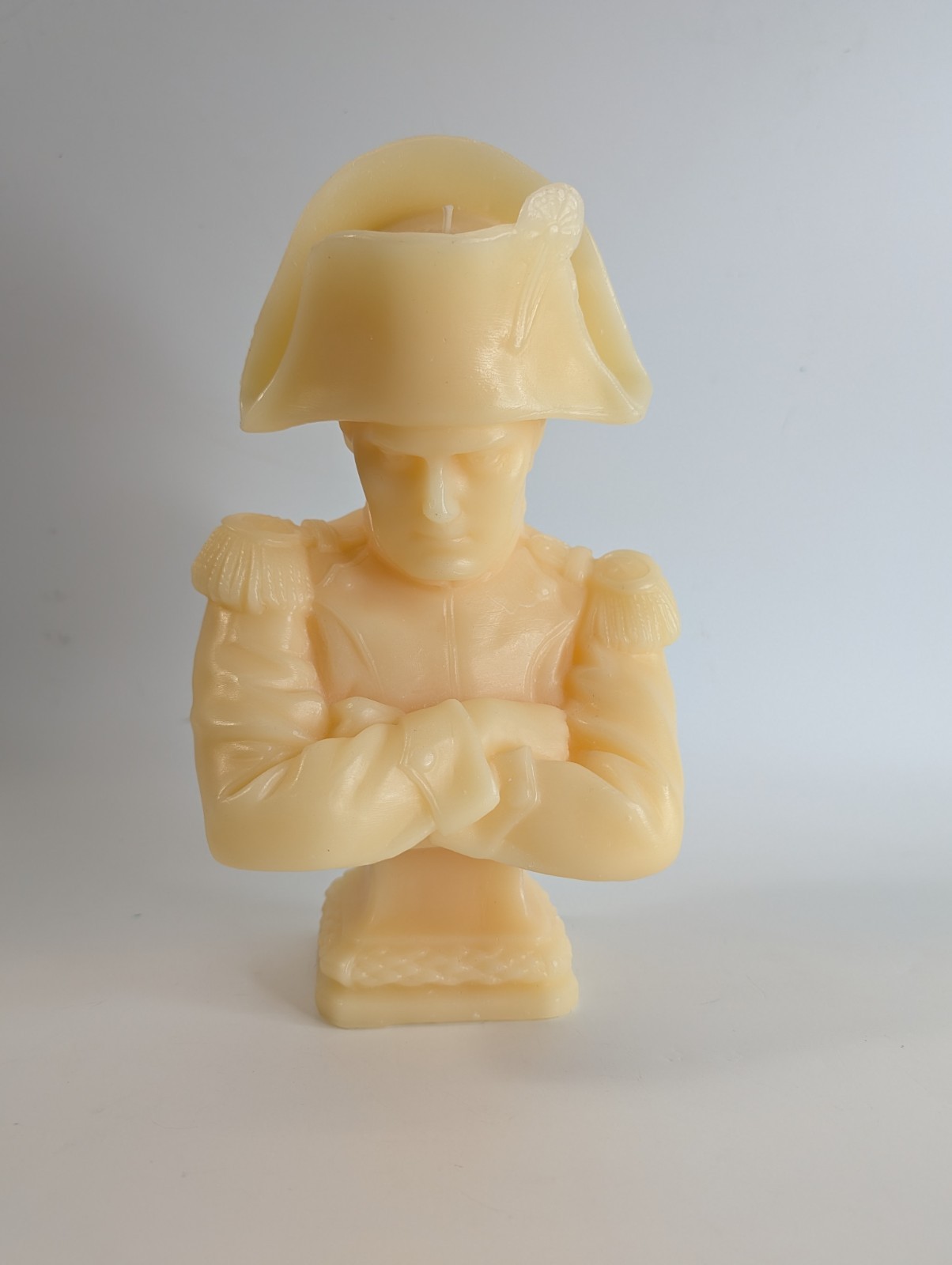 Cire Trudon Napoleon Bust Wax Candle 10″ x 6″ in Stone Ivory France