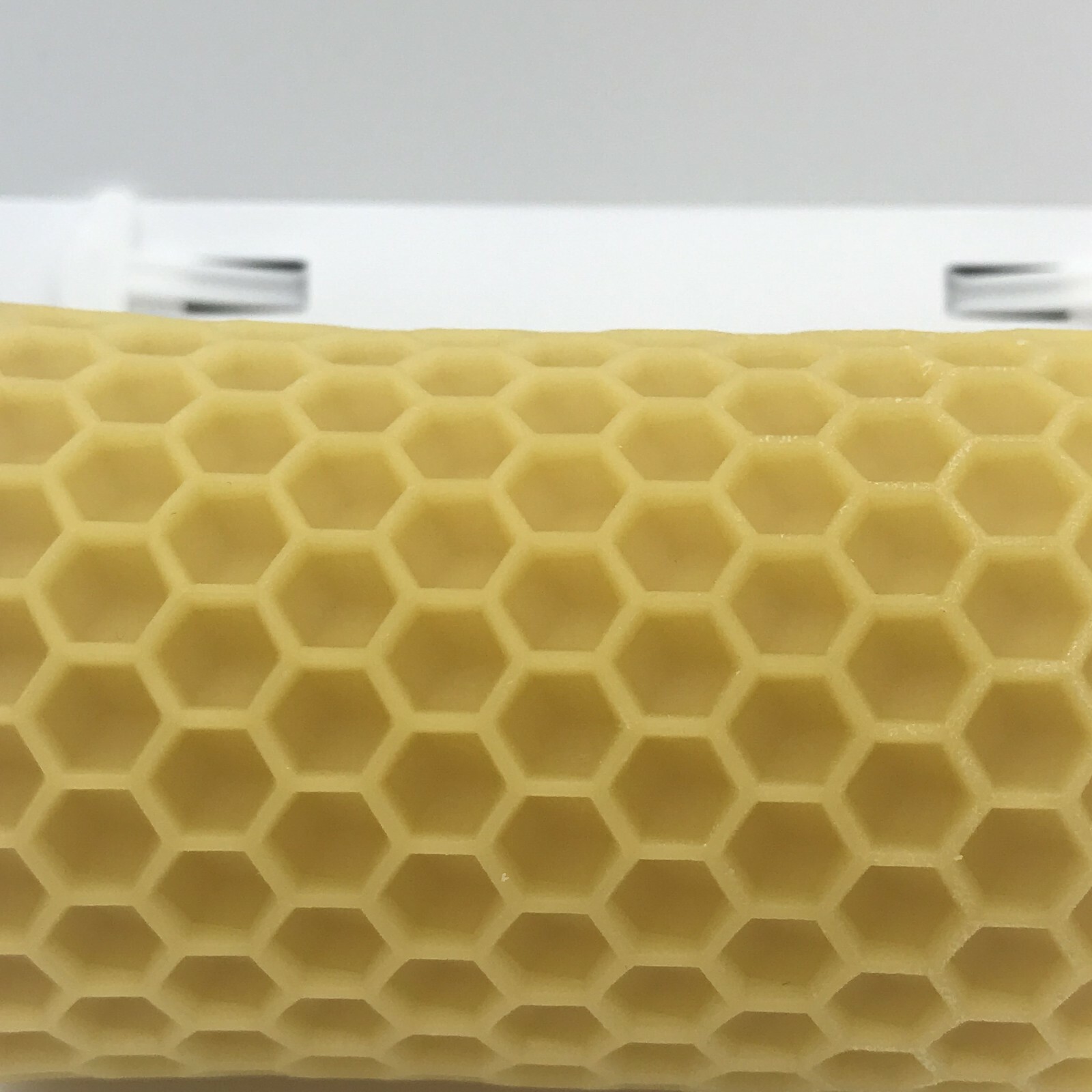 100% Pure Natural Handmade Beeswax Candles Bees wax Pillar 2.5 x 4 Inches Yellow
