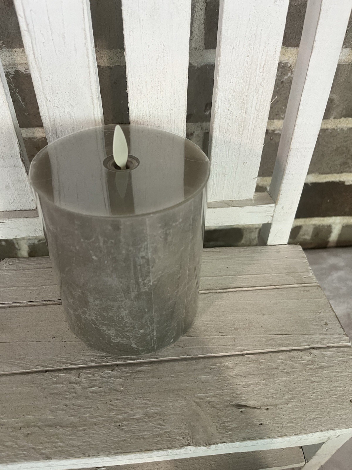 POTTERY BARN FLICKERING FLAMELESS DOVE PILLAR CANDLE SALT WASHED 4 x 4.5 NEW