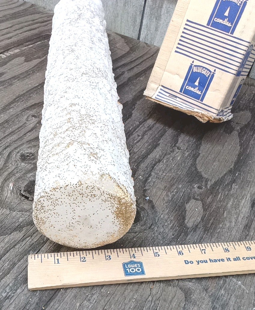 RIDICULOUSLY RARE! 21X 4″ VTG NEW UNUSED GLITTERED TEXTURED FREESTANDING CANDLE!