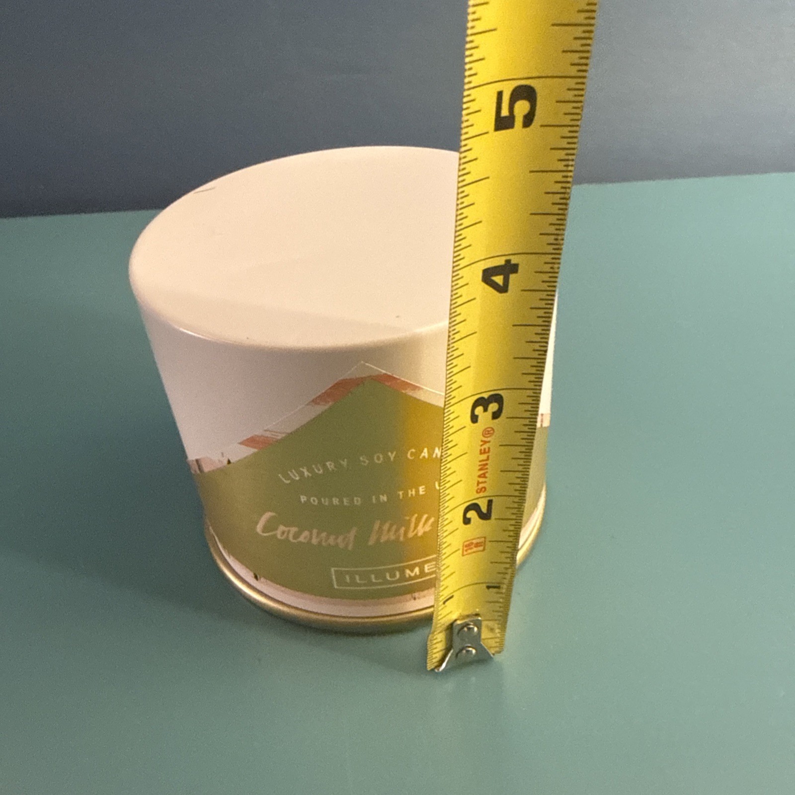 Illume luxury soy Candle Coconut Milk Mango Hand poured New Tin Nordstrom