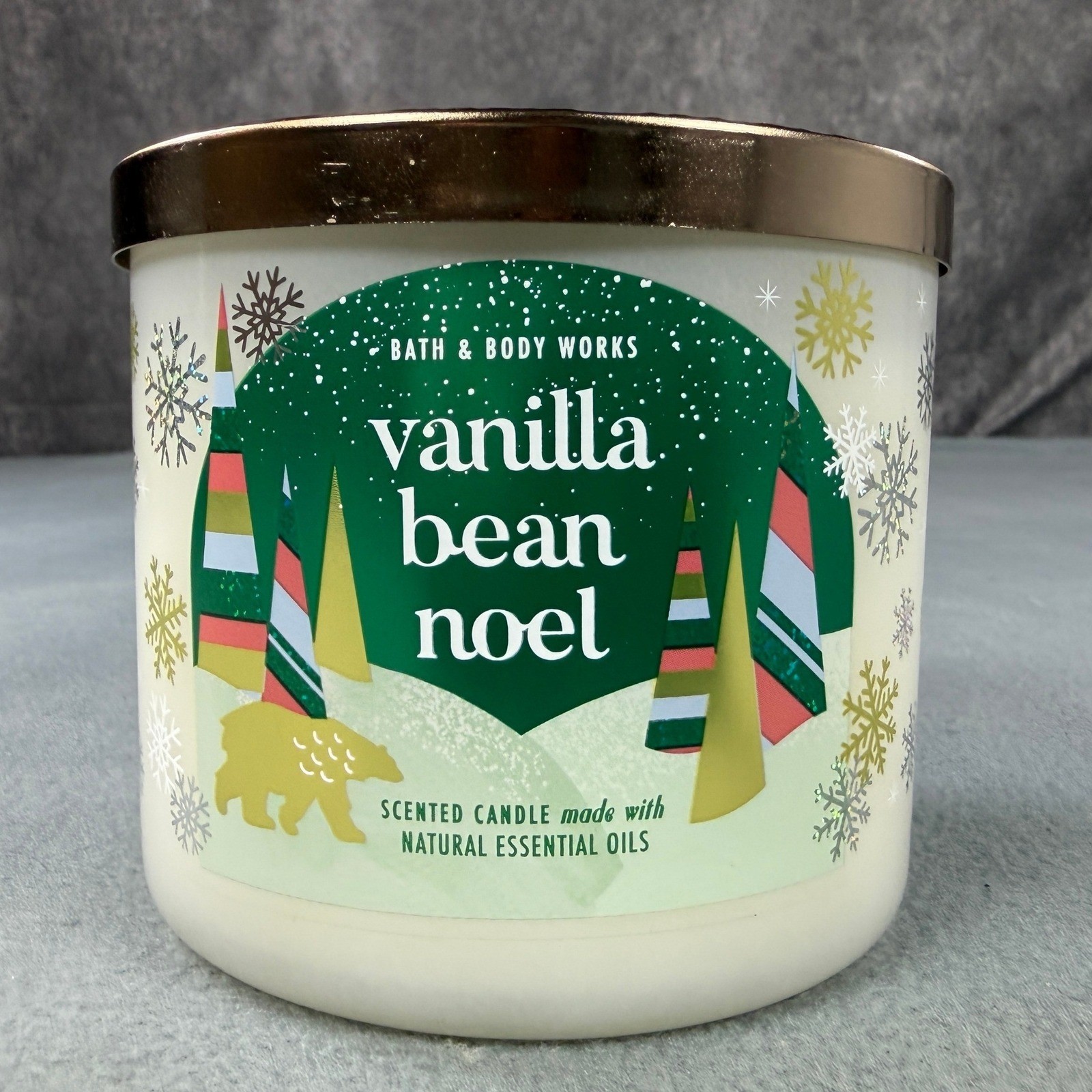 Bath & Body Works Vanilla Bean Noel 3-Wick Scented Candle 14.5 oz Holiday White