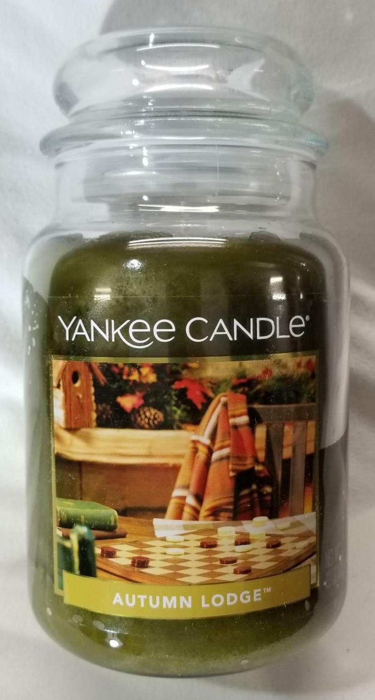 Yankee Candle AUTUMN LODGE Large Jar 22 Oz Green Housewarmer New Wax