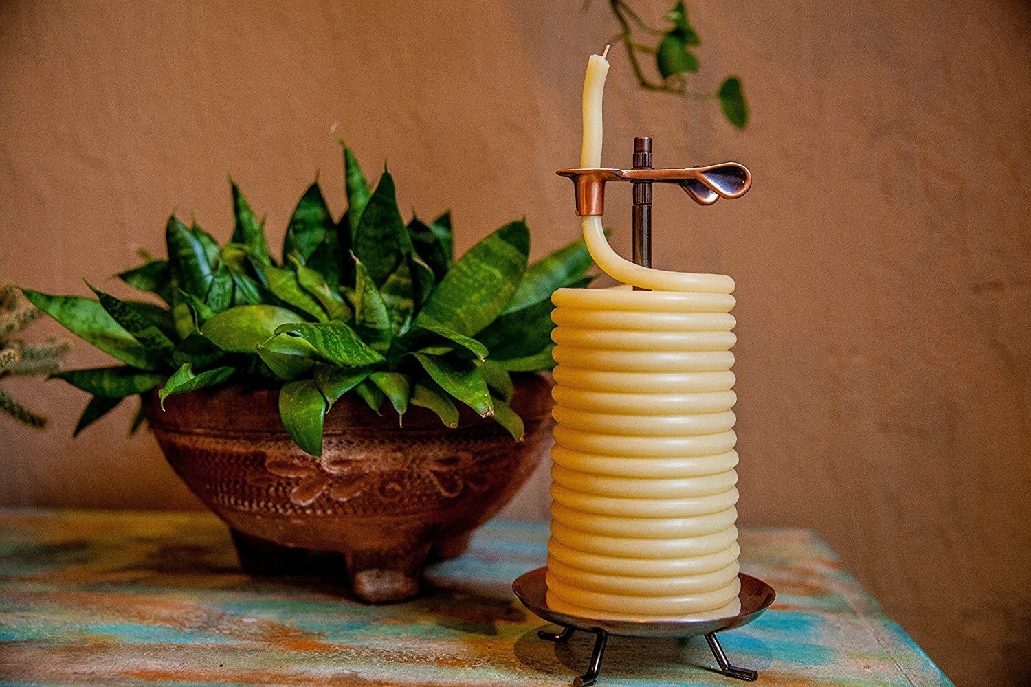 Eco-Friendly 80-Hour Vertical Beeswax Candle with Cotton Wick – Natural & Long-L