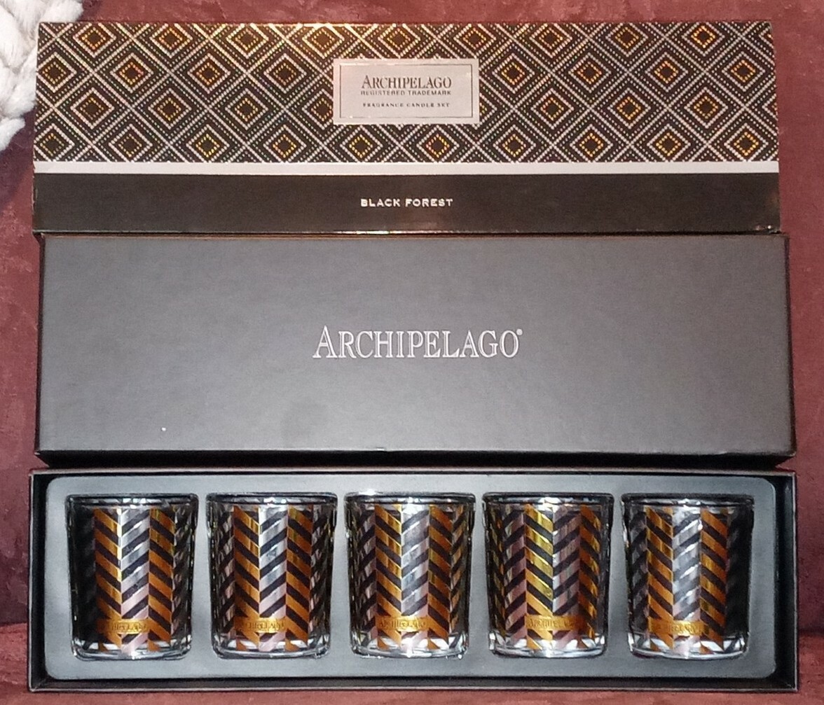 Archipelago Fragrance Candle Set- 5 Votives Black Forest Burns 16 hours each NEW