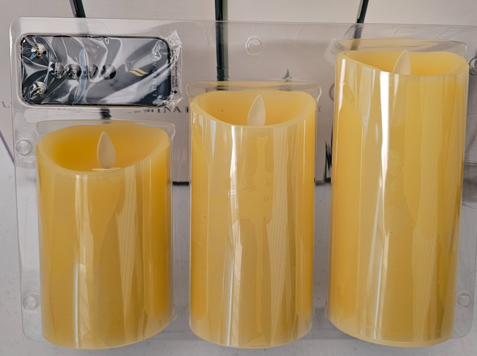 Luminara Canary Yellow 3 Pillar Candle Set Remote Control 4.5, 5.5 & 6.5″ X 3″