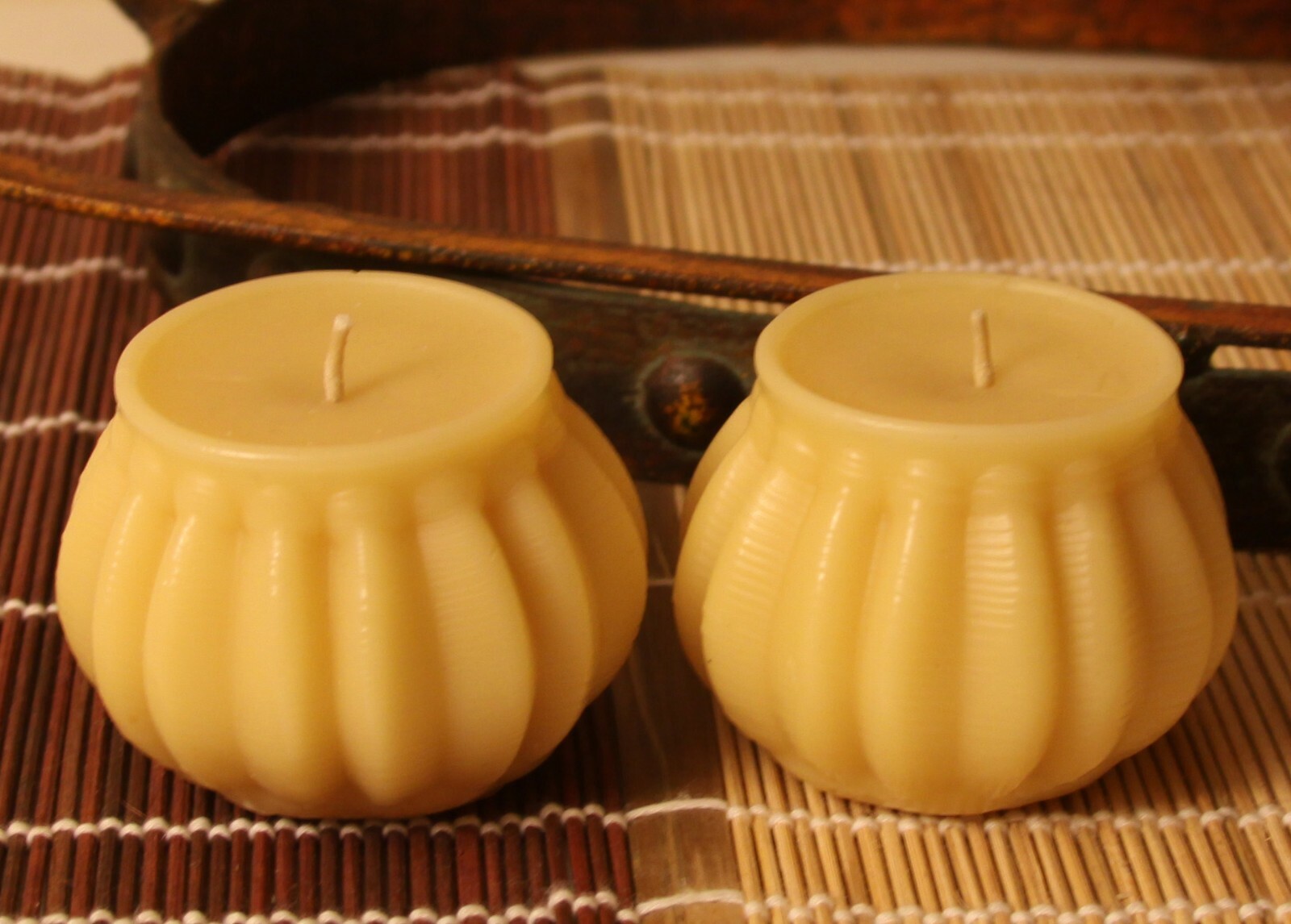 Handmade 100% Pure Beeswax Candle Shape of PUMPKIN 100% Cotton Wick