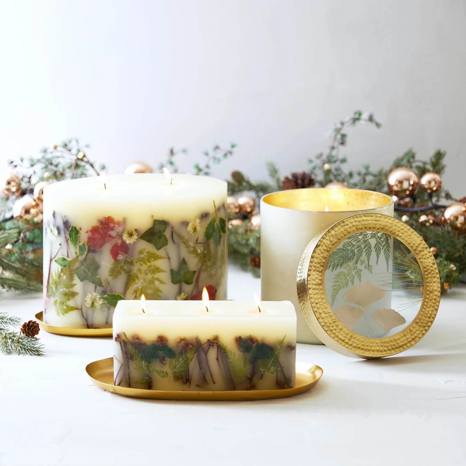 ROSY RINGS, FOREST WINTER LUXURY BOTANICAL BRICK 9.5″ CANDLE & CANDLE TRAY