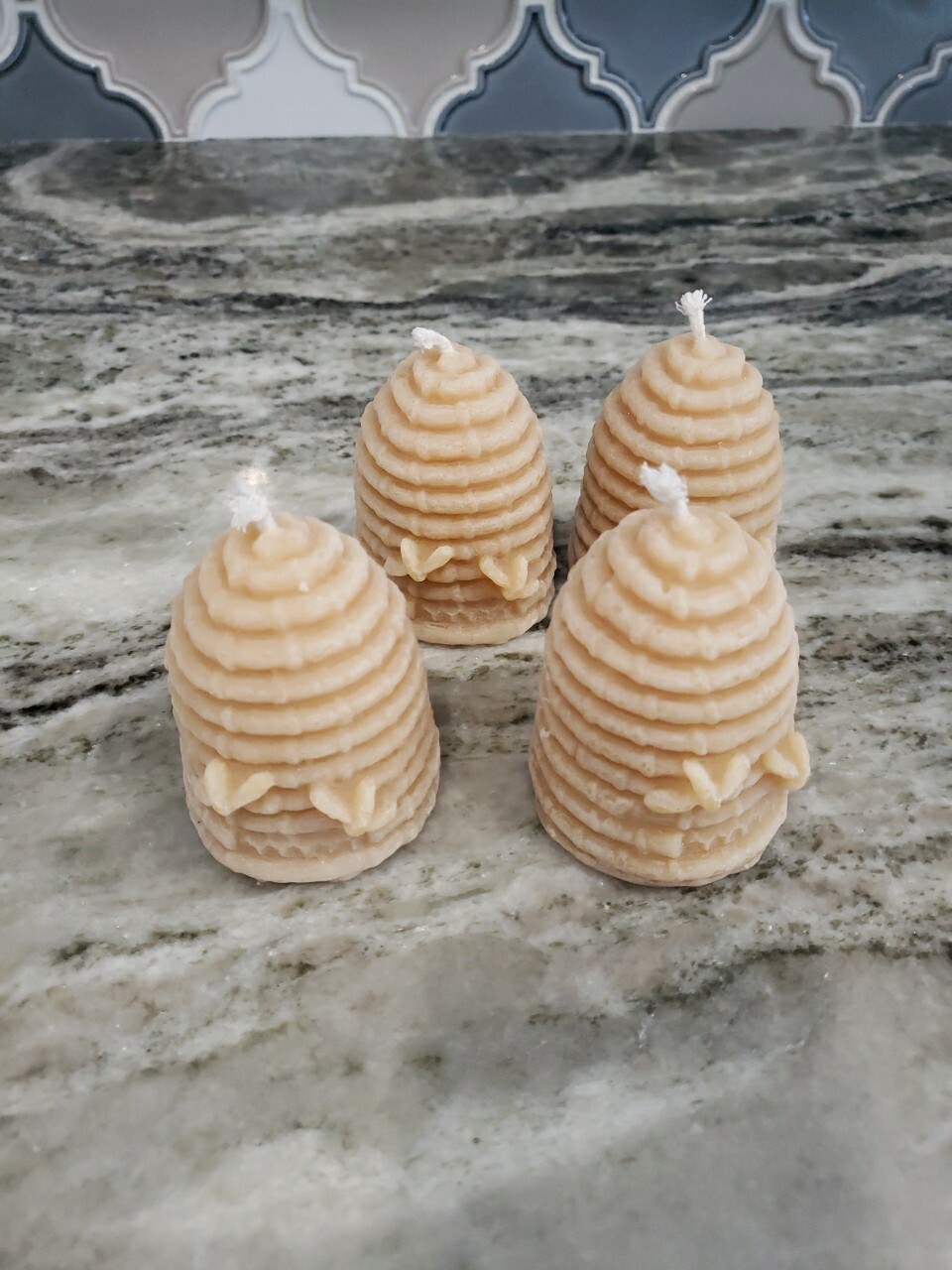 Lot 4 Pure Canadian Canada Beeswax Candles 3″ Bee Hive Skep Shape Cotton Colony