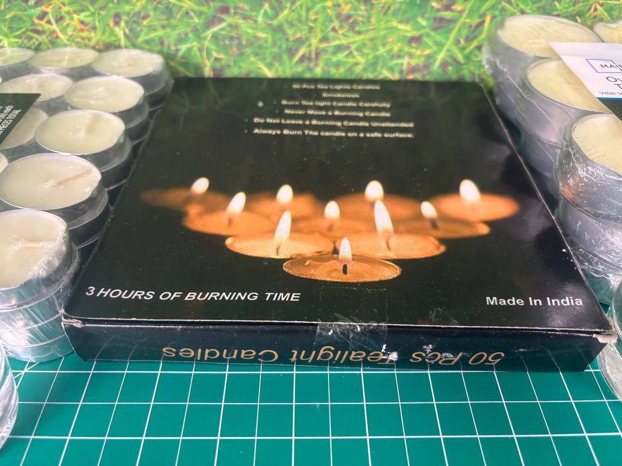 MAINSTAYS WHITE TEALIGHT CANDLES BULK LOT 160+ UNSCENTED + 4 GLASS HOLDERS