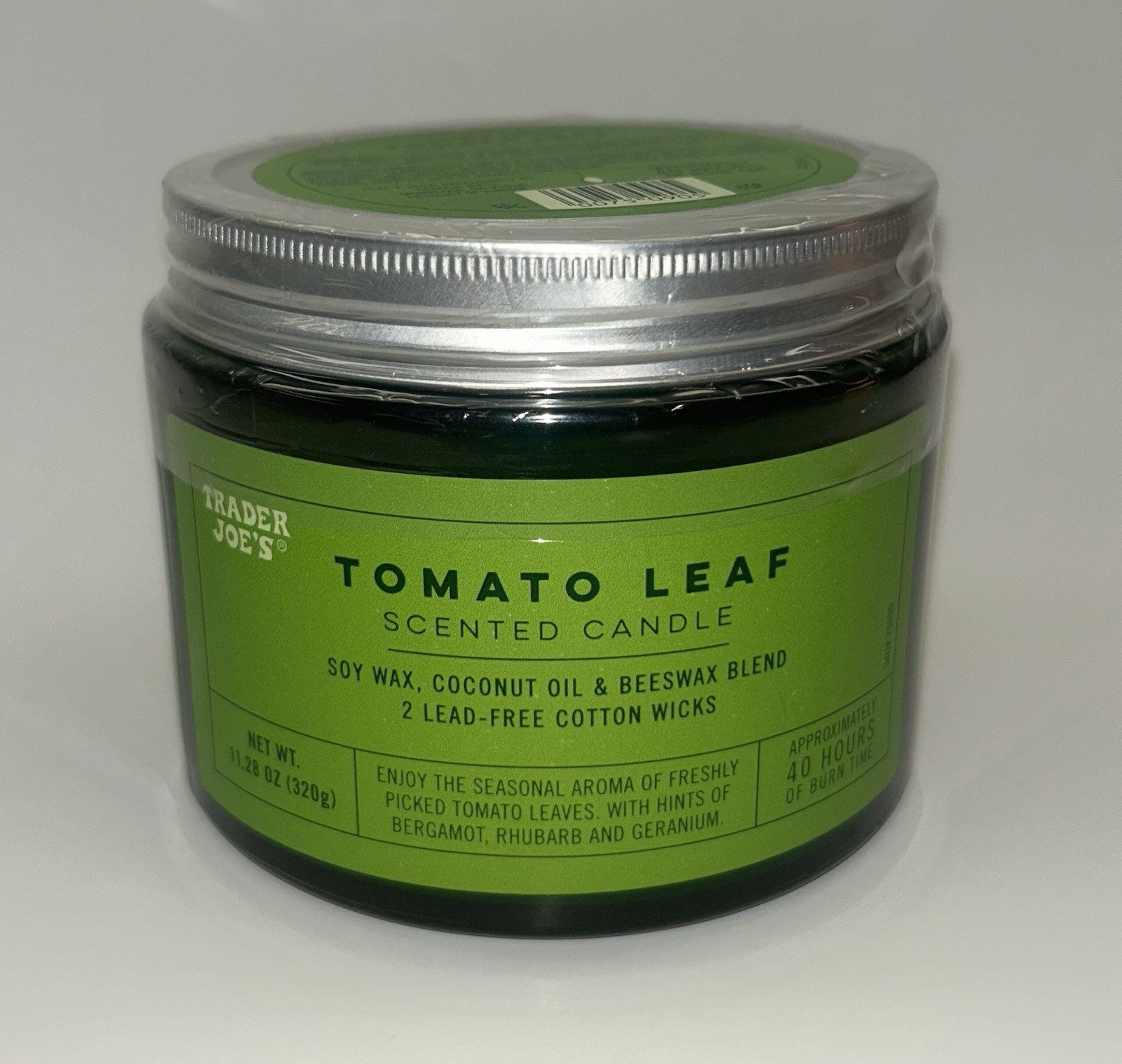 Trader Joes 2 Wick TOMATO LEAF Soy Wax Blend Candle NEW Green Glass 11.28 Oz.