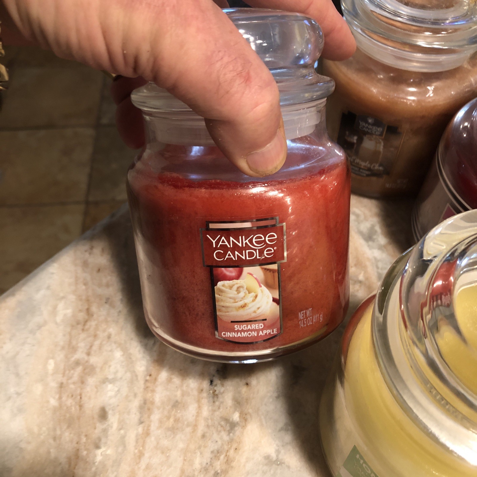 Lot of 8 NEW-Yankee Candles 2-Large Jar 22oz 6- 14oz See Description For Scents