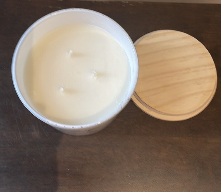 Scentsational Falling Leaves Candle Large 26 Oz Fall Fragrance Soy Wax Blend