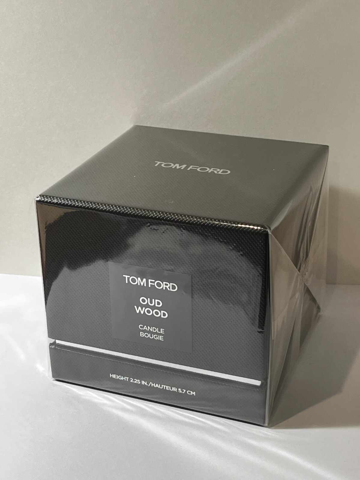 TOM FORD OUD WOOD CANDLE BOUGIE 2.25 IN / 5.7 CM NIB SEALED