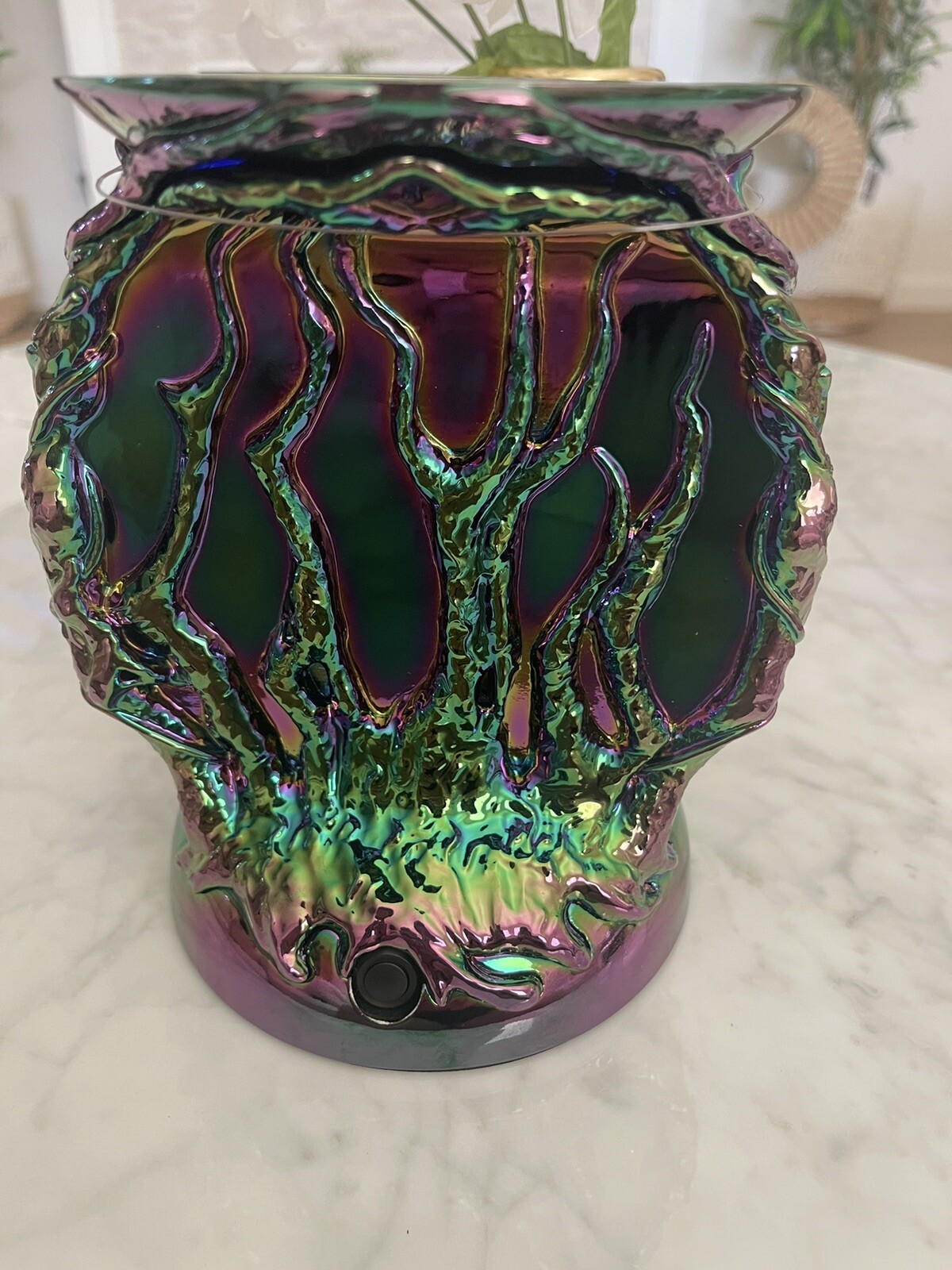 BATH & BODY WORKS / STRANGER THINGS 3-WICK CANDLE HOLDER “ The Upside Down ”