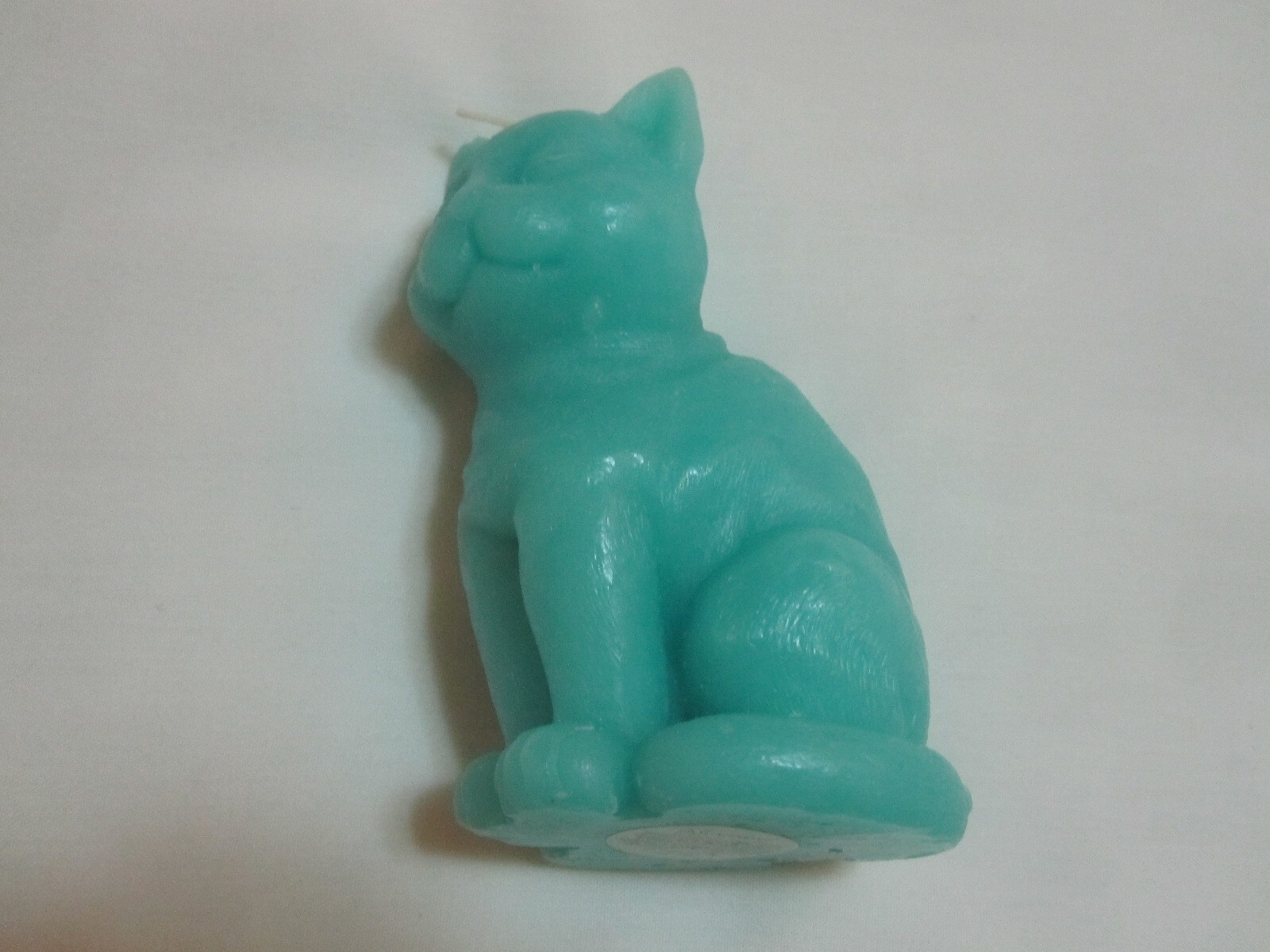 Urban Outfitters Exclusive: Critter Candle Turquoise Cat (6 in. tall | 12 oz.)