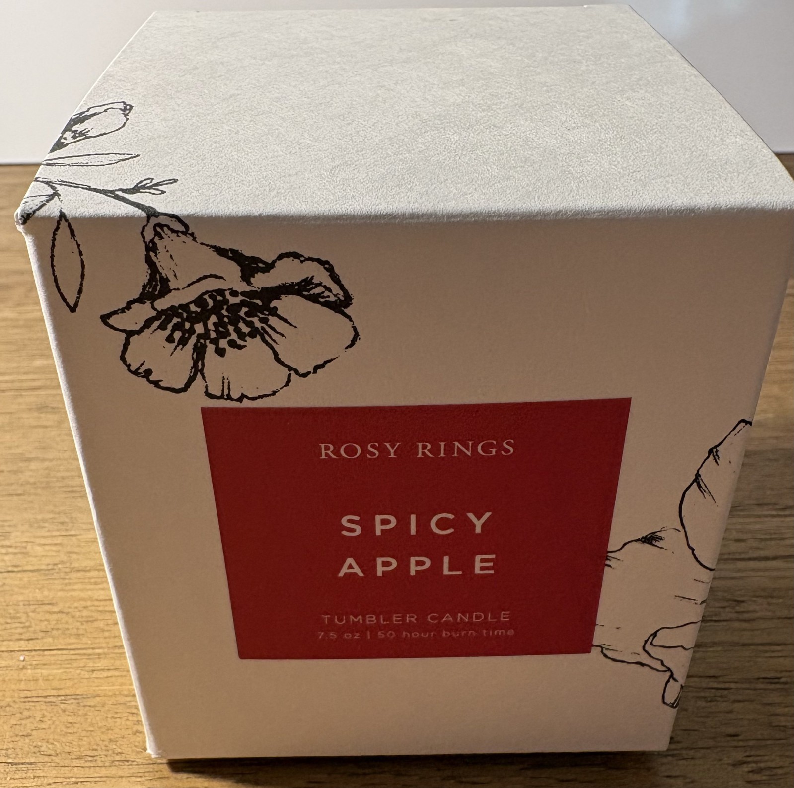Rosy Rings Spicy Apple Tumbler Candle 7.5 oz/ 50 hour burn time NEW in Box