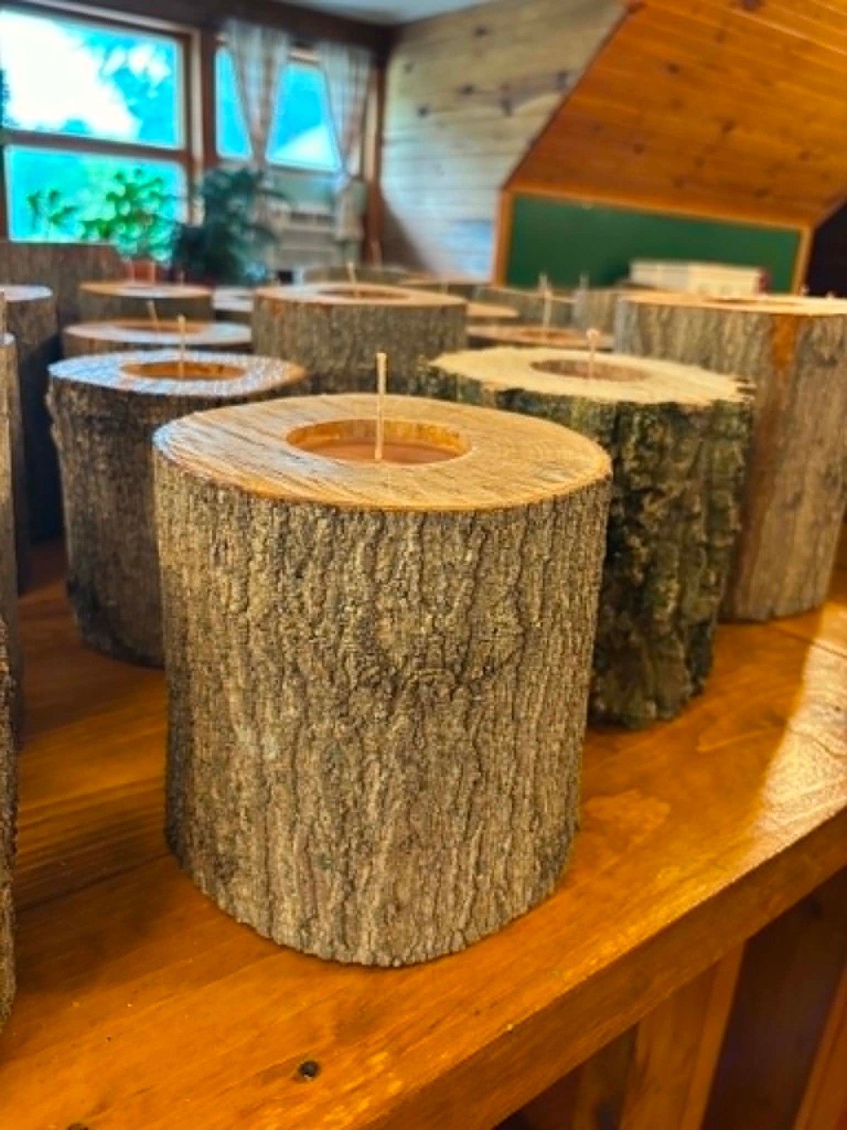 🕯️ Real Wooden Log Candle – Handcrafted Every One Unique!