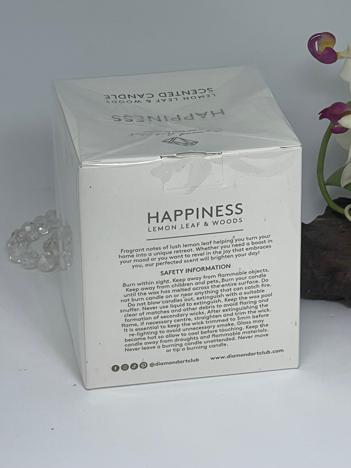 Diamond Art Club Happiness Lemon Leaf & Woods Scented Candle – 7.76 oz – NIB