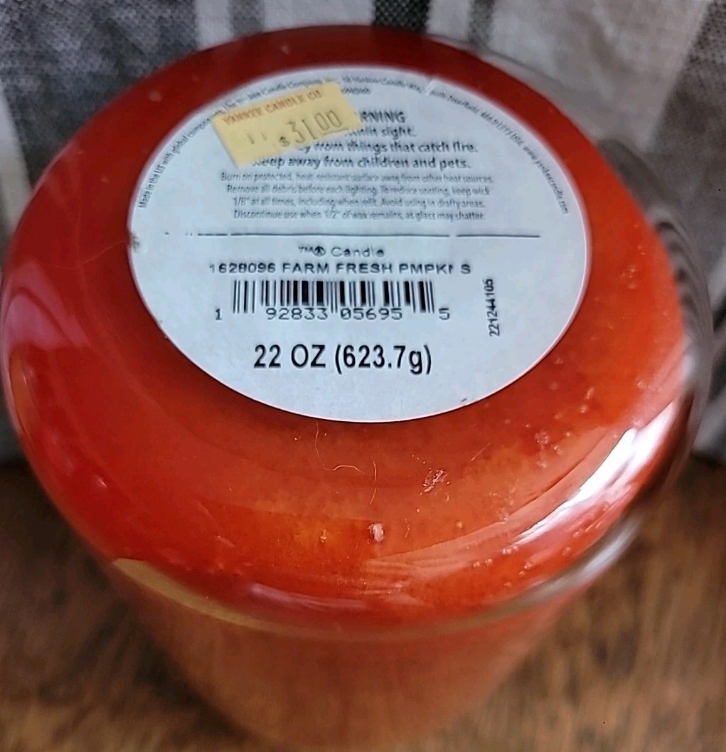 Yankee Candle FARM FRESH PUMPKINS 22 oz Large Jar Candle