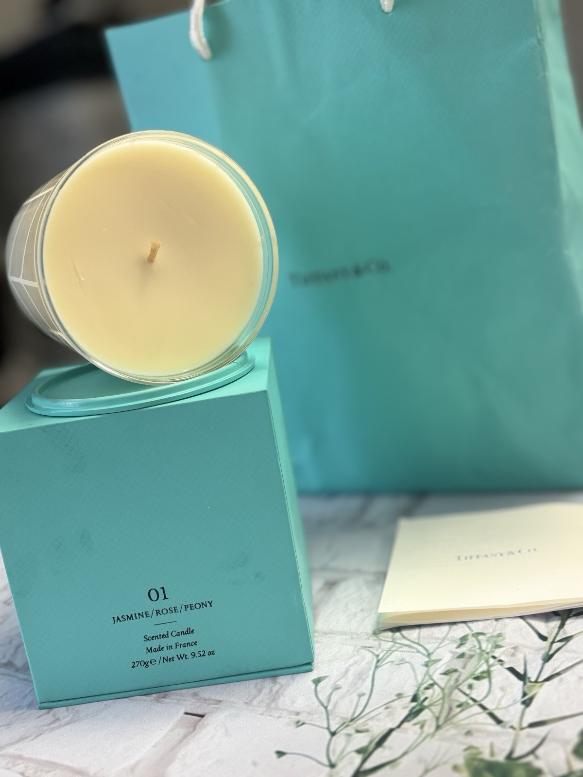 Tiffany & Co. 01 Jasmine/Rose/Peony Scented Candle Jar 9.52 oz White Glass