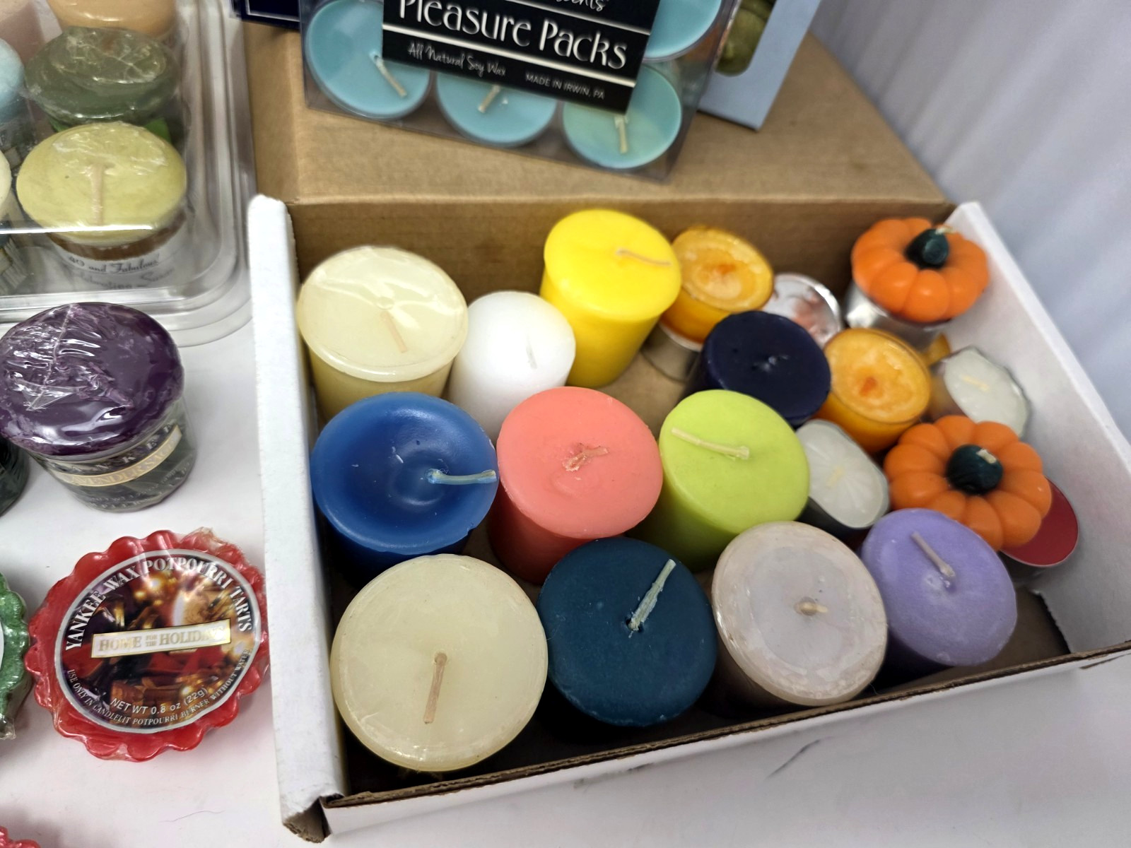 Large Vintage Candle Lot Yankee Candle Votives Tarts Tea Lights Hurd Beeswax