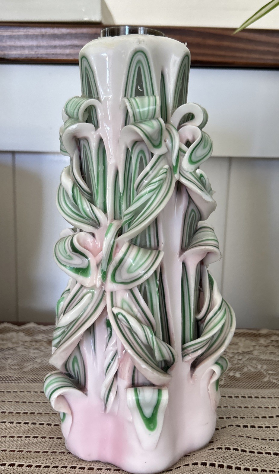 Vintage Hand Carved Pillar 10″ Candle Ribbon Bows White Pink Light Green