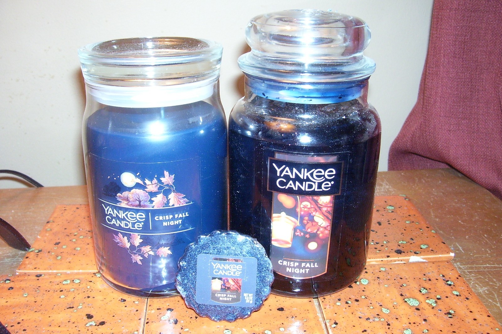 yankee candle 22oz + 20oz JARS CRISP FALL NIGHT + 1 TART