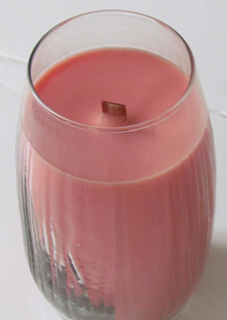 Yankee Candle Guava Pure Radiance Large 22 oz Wood Wick Oval Vase Jar HTF