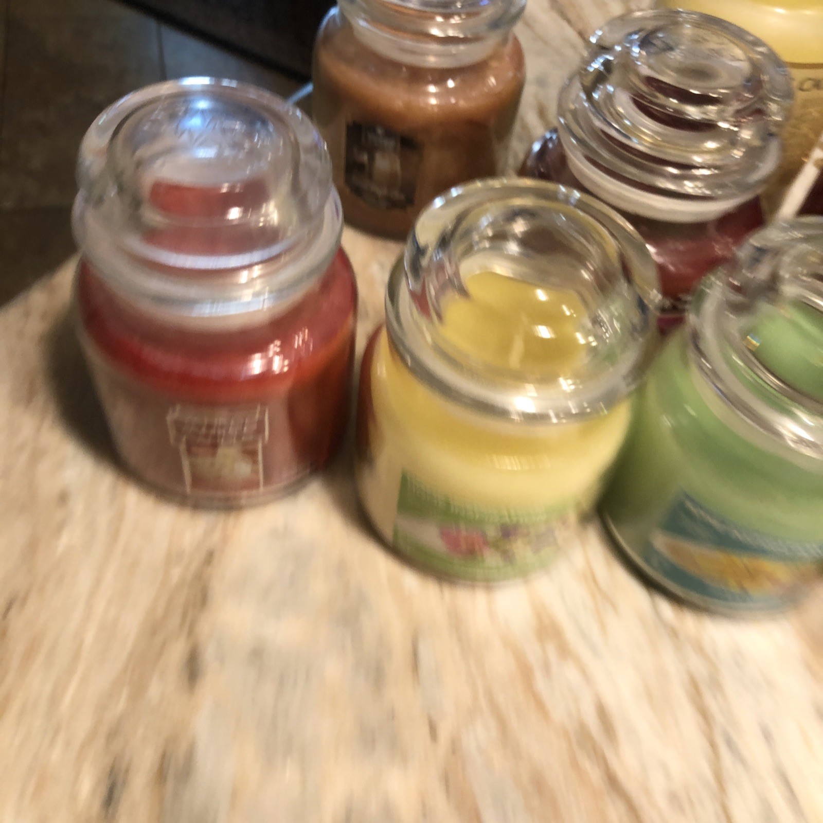 Lot of 8 NEW-Yankee Candles 2-Large Jar 22oz 6- 14oz See Description For Scents