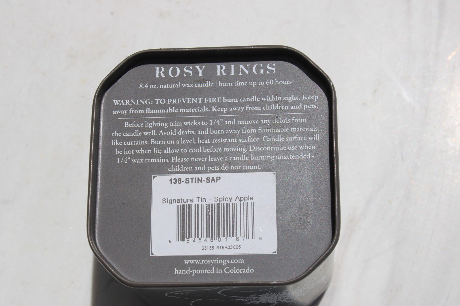 Rosy Rings Botanical Signature Travel Tin Candle – Spicy Apple – Lrg. 8.4 oz