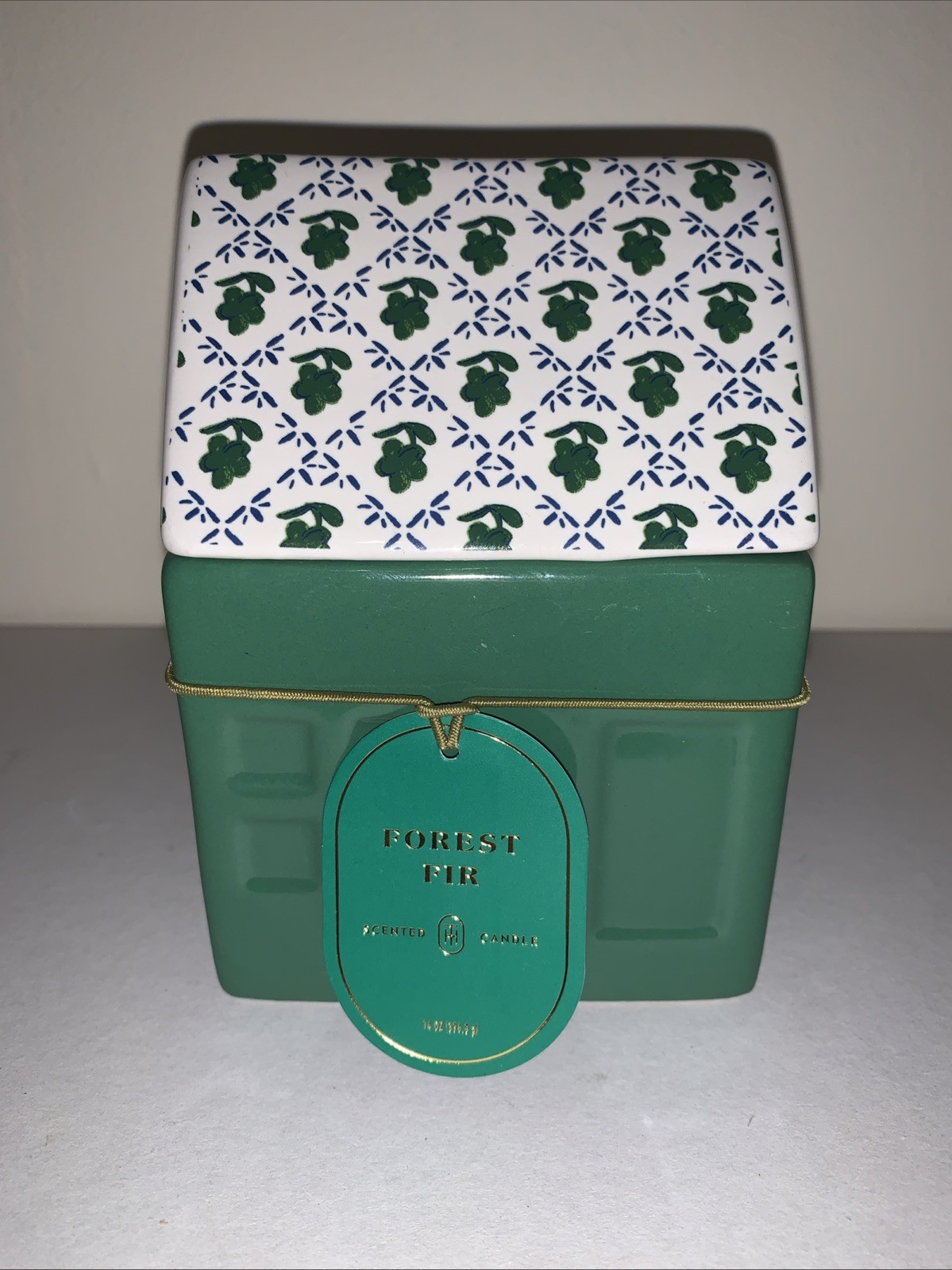 Threshold Forest Fir Scented House Candle 14oz 2 Wicks Strong Evergreen Scent
