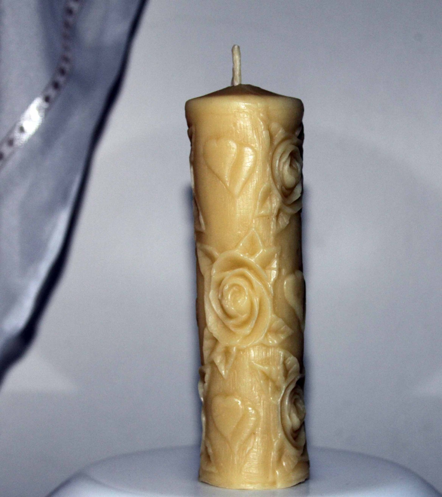 Handmade 100% Pure Beeswax Pillar Candle With Flowers 100% Cotton Wick