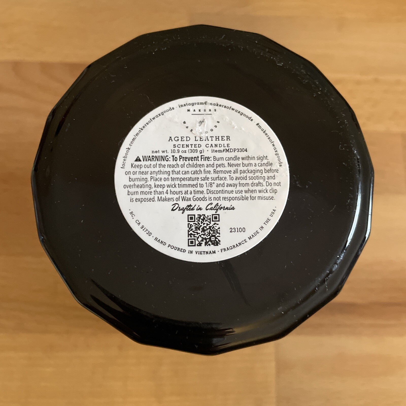 Makers of Wax Goods AGED LEATHER NO 5 Candle -Single Wick-10.9oz New
