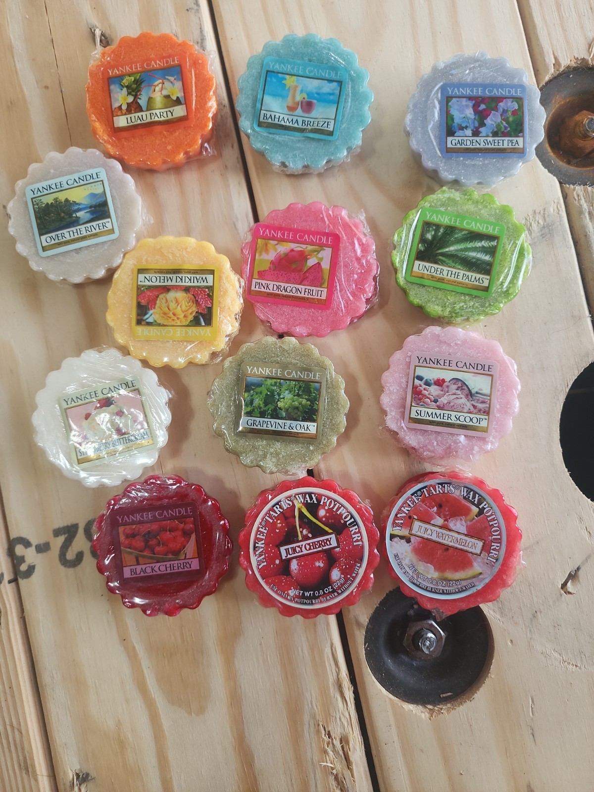 Yankee Candle Wax Tarts / Melts – Retired Scents – YOU CHOOSE – Tons of Scents!