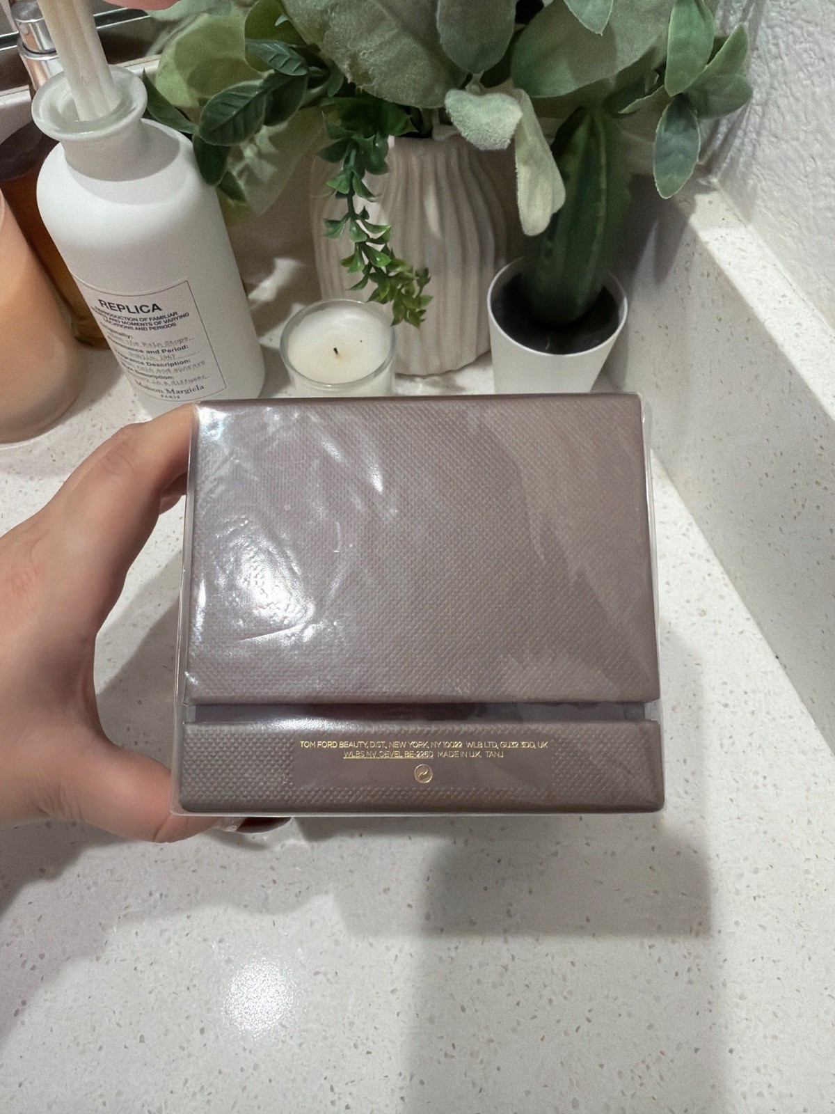 Tom Ford Ebene Fume Candle Bougie Height Full Size 2.25 In. / 5.7 cm NIB Sealed
