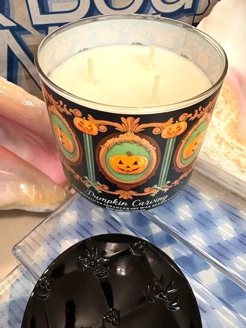 Bath & Body Works PUMPKIN CARVING 3-Wick Scented Candle-Large-14.5 oz 2025