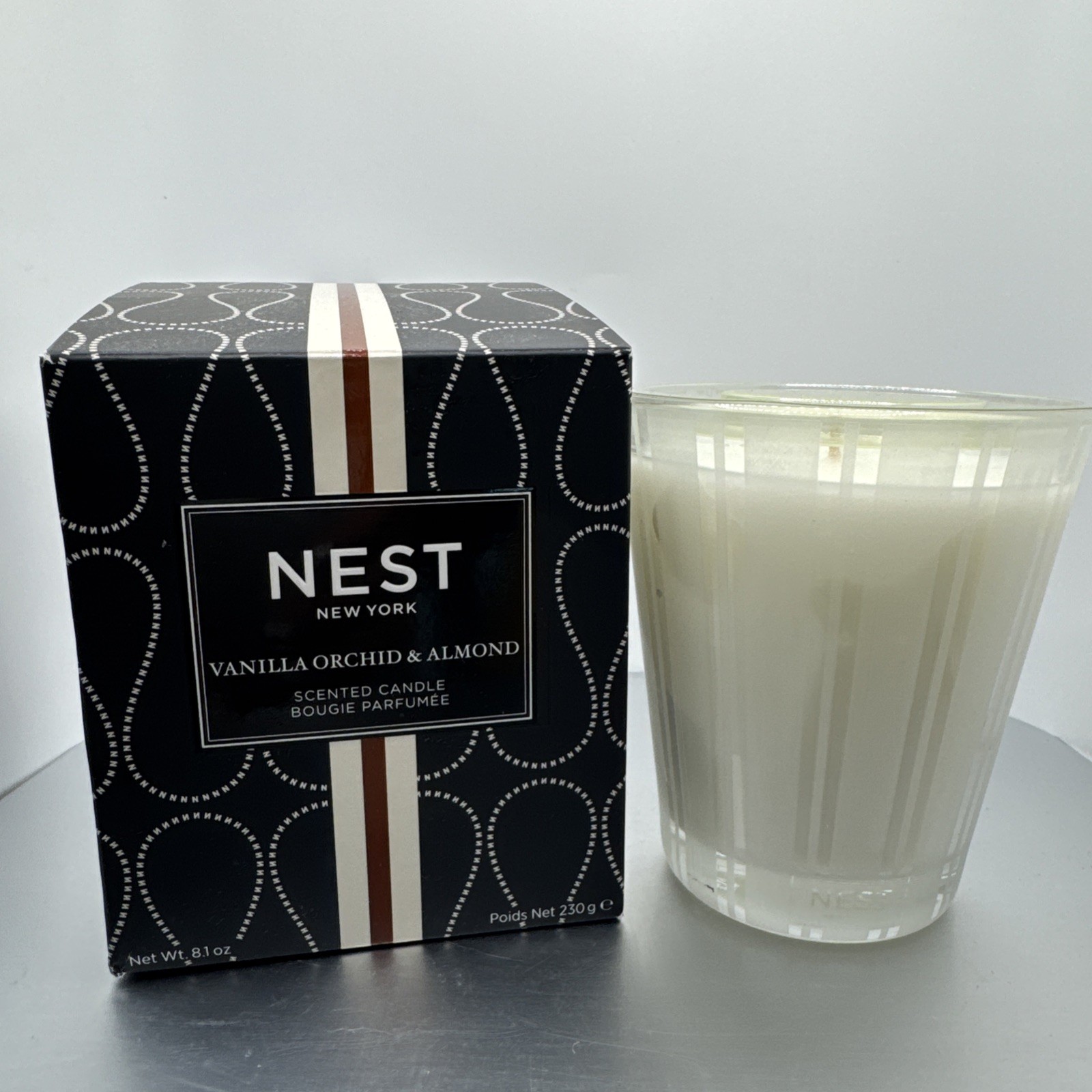 Nest New York, Scented Luxury Candle,- Vanilla Orchid & Almond,- 8.1oz-230g