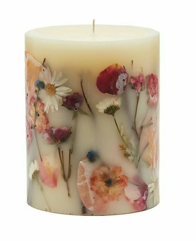 ROSY RINGS, APRICOT ROSE LUXURY MEDIUM BOTANICAL CANDLE, 6.5″ TALL, 200 HRS