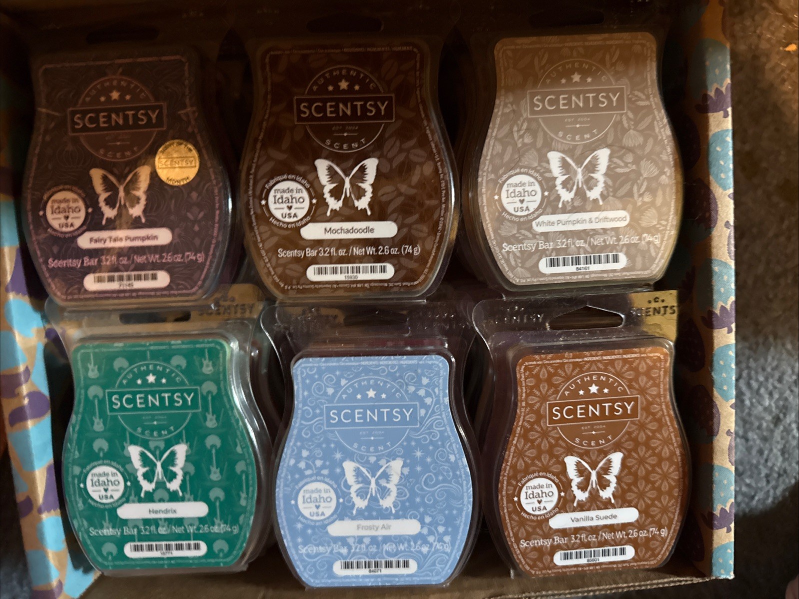 Scentsy Wax Bar Lot** Retired & Current** Exposed To Warm Temp** Ugly/Imperfect