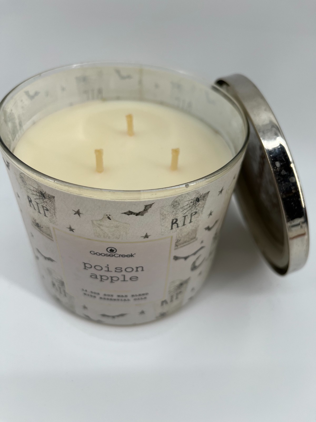 Goose Creek (1) POISON APPLE 14.5 oz 3 Wick Jar Candle Fall, Autumn Halloween