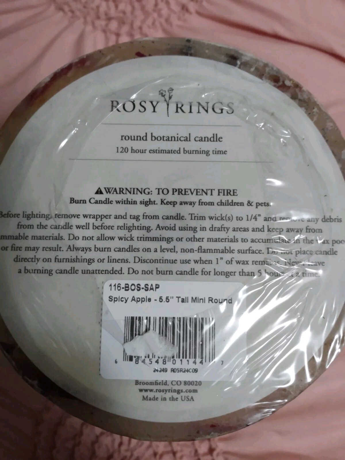 Rosy Rings Spicy Apple 5.5″ Tall Round Botanical Candle Fragrant Decorative 120h