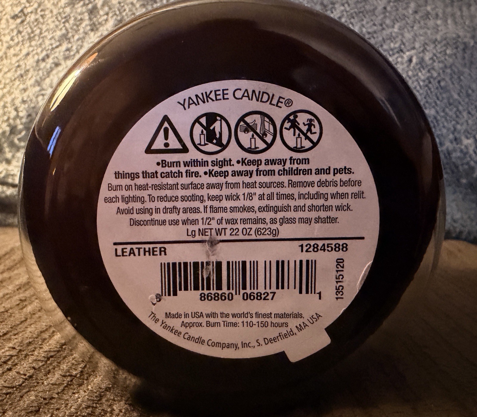 Yankee Candle Retired LEATHER 22 oz Oval Label