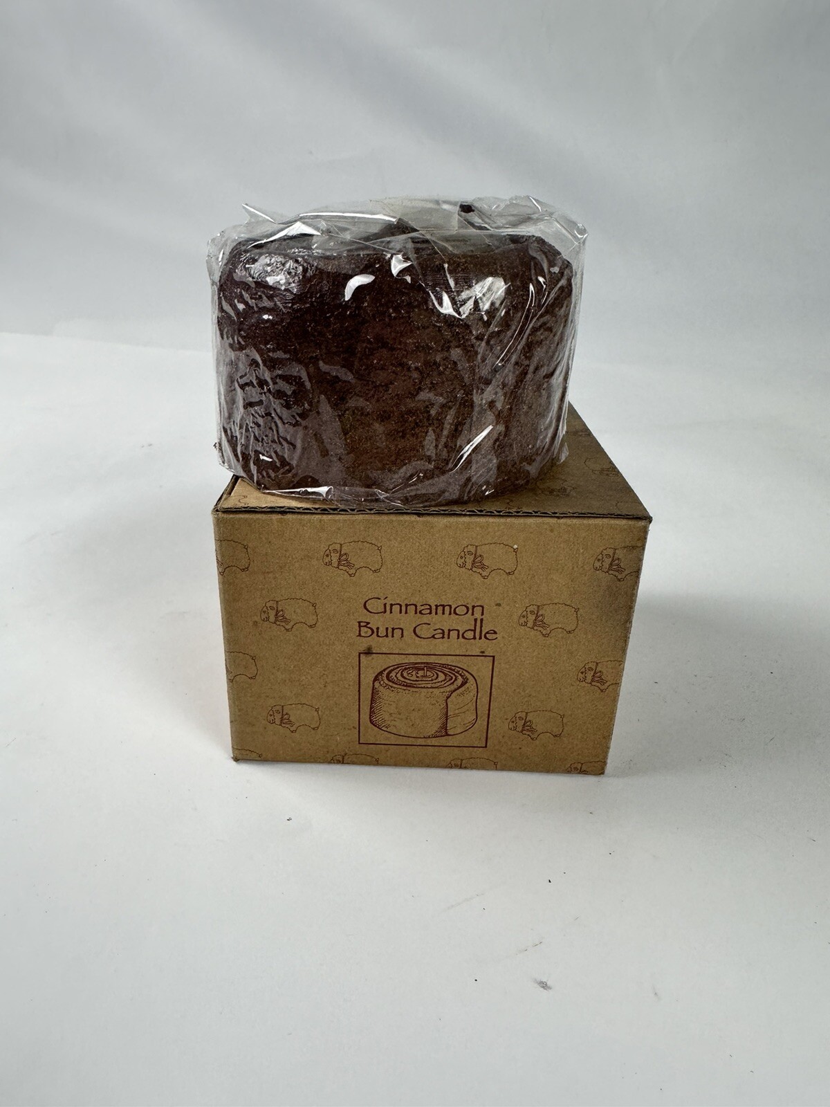 Ewe’s View Cinnamon Bun Candle, 2.5″ x 3.75″ circum, in box